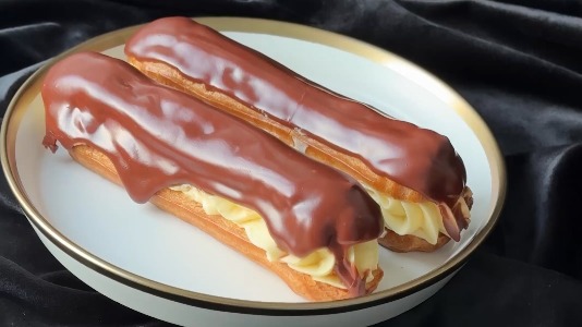 Chocolate eclairs made by Sweet Blanca